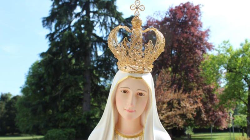 statua della Madonna di Fatima